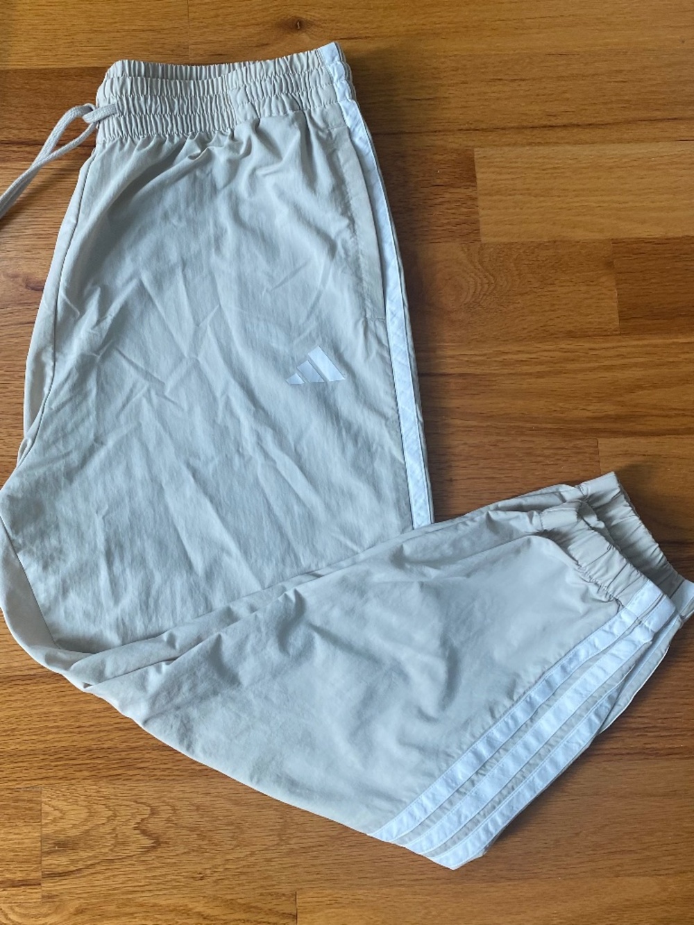 Adidas Parachute Jogger Pants 4 Stripe Beige XL Women’s NWOT